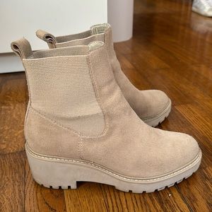 Dolce vita helen wedge booties